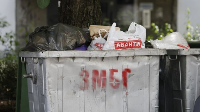 Нови жалби в КЗК замразиха договора за почистването на още три квартала в София